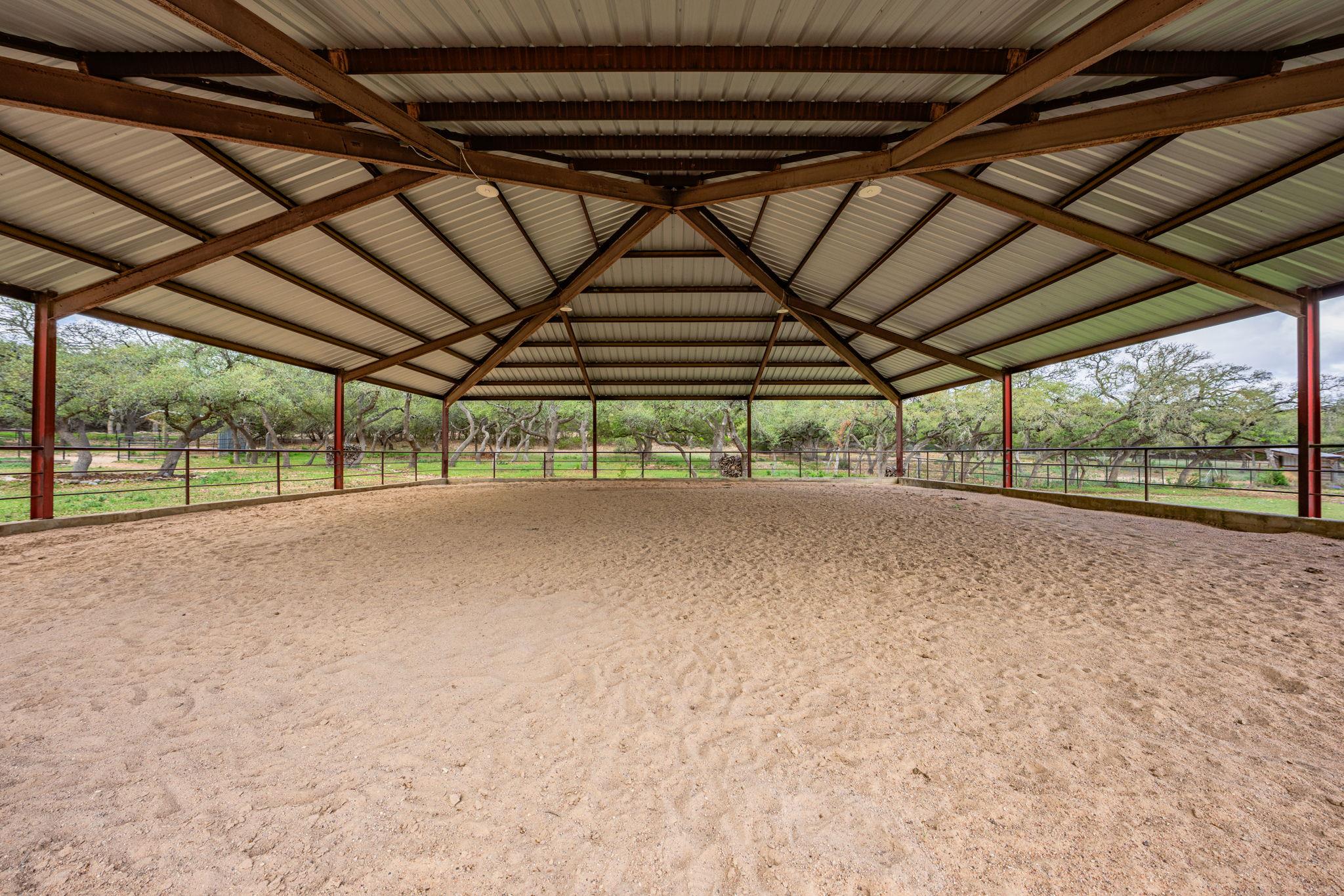 100 Rainbow's End Wimberley TX 78676