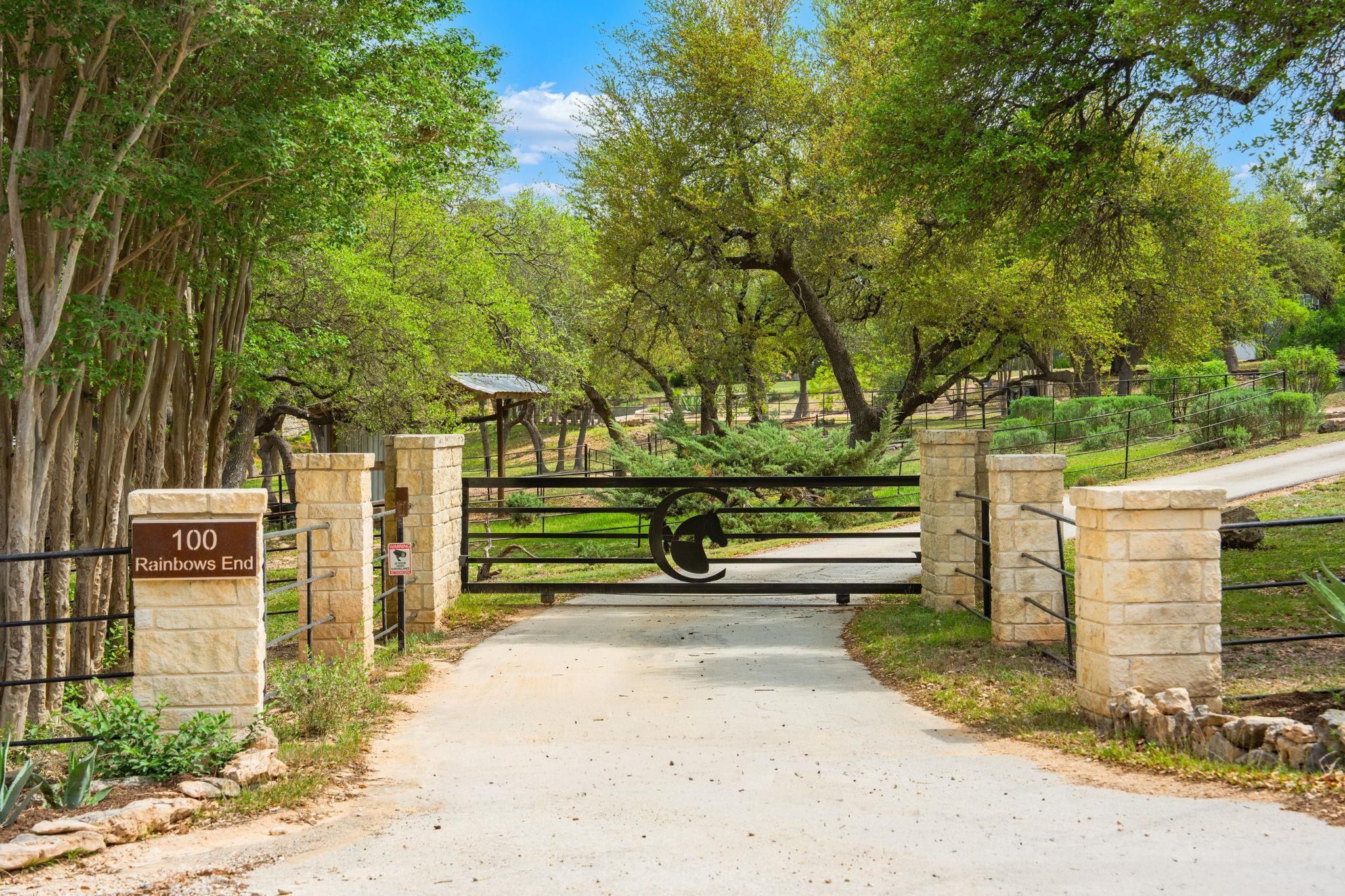 100 Rainbow's End Wimberley TX 78676