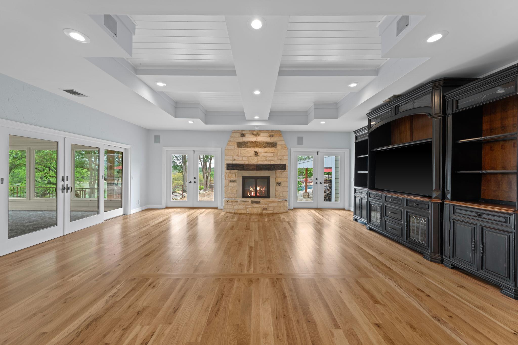 100 Rainbow's End Wimberley TX 78676