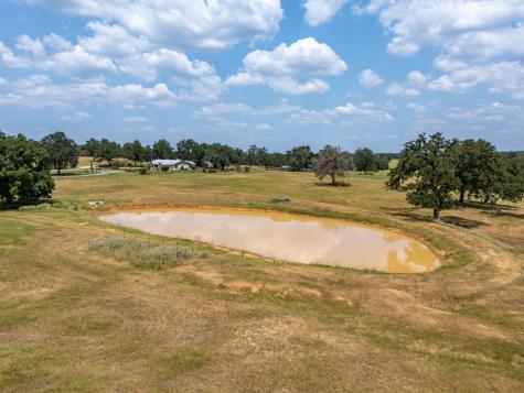 1045 Private Road 7005 Lexington TX 78947