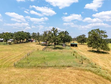 1045 Private Road 7005 Lexington TX 78947