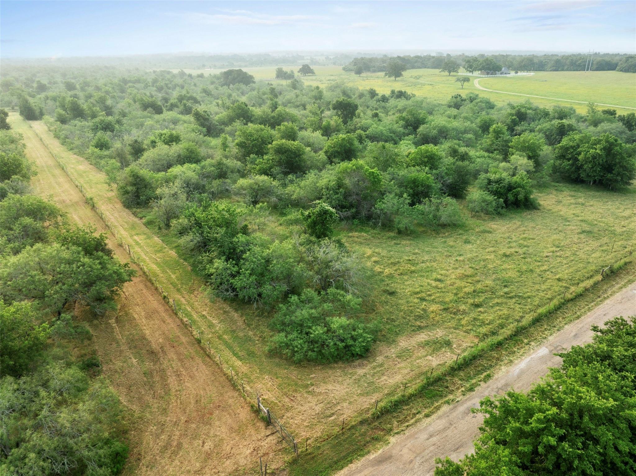 000 Cr 407 Lexington TX 78947