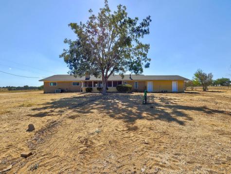 5400 Gander Slough Road Kingsbury TX 78638