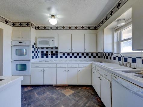 5400 Gander Slough Road Kingsbury TX 78638
