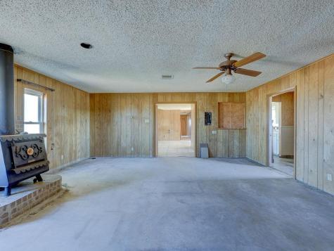 5400 Gander Slough Road Kingsbury TX 78638