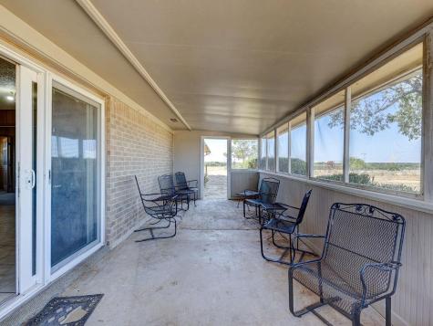 5400 Gander Slough Road Kingsbury TX 78638