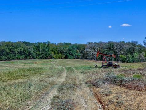 5400 Gander Slough Road Kingsbury TX 78638
