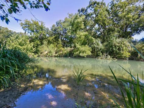 5400 Gander Slough Road Kingsbury TX 78638