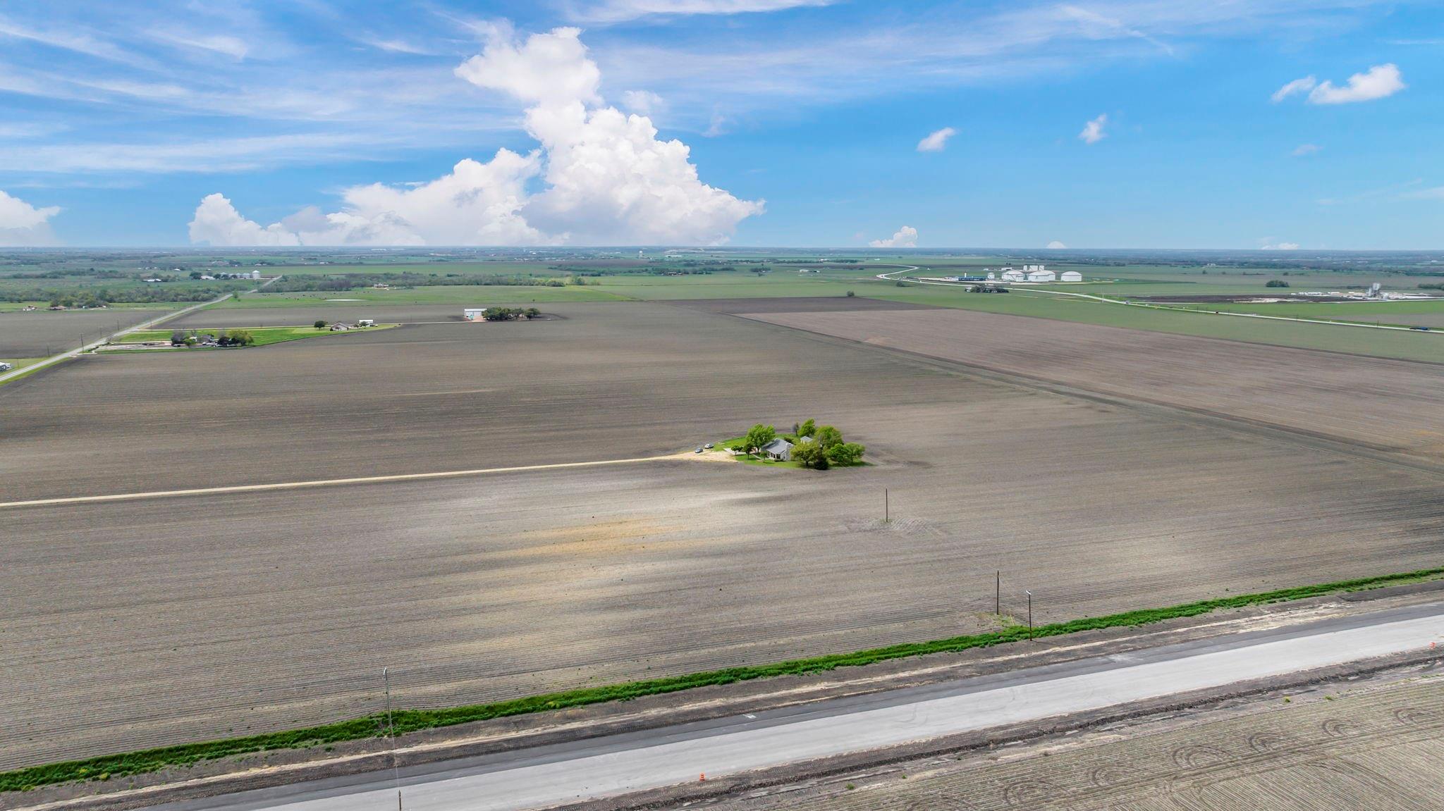 3255 County Road 369 Taylor TX 76574