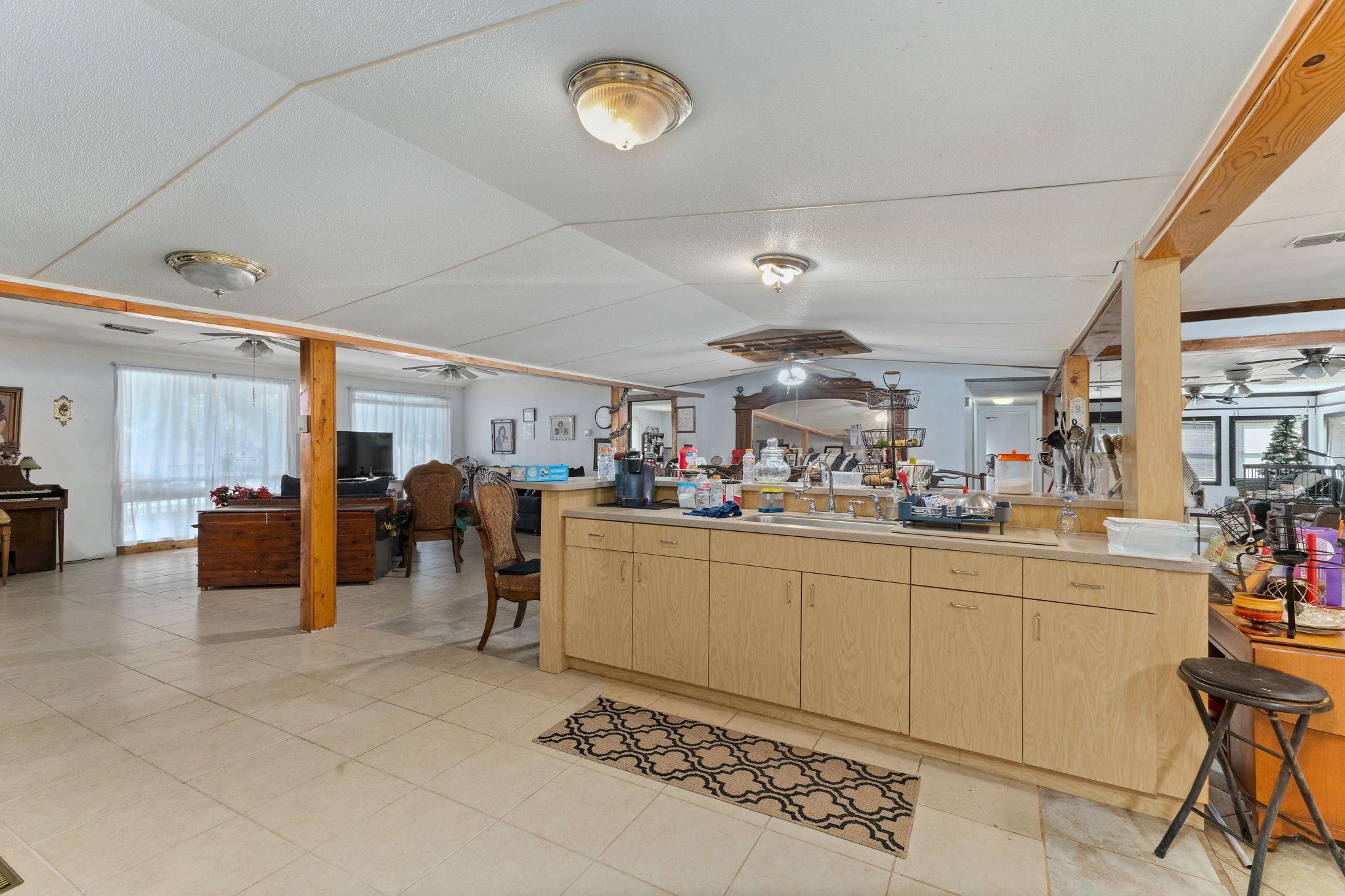 1009 Private Road 1024 Hallettsville TX 77964