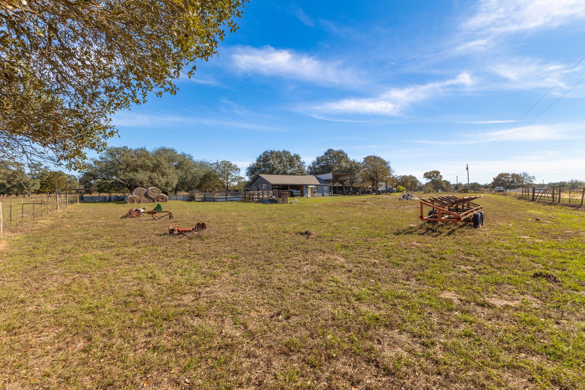 1009 Private Road 1024 Hallettsville TX 77964