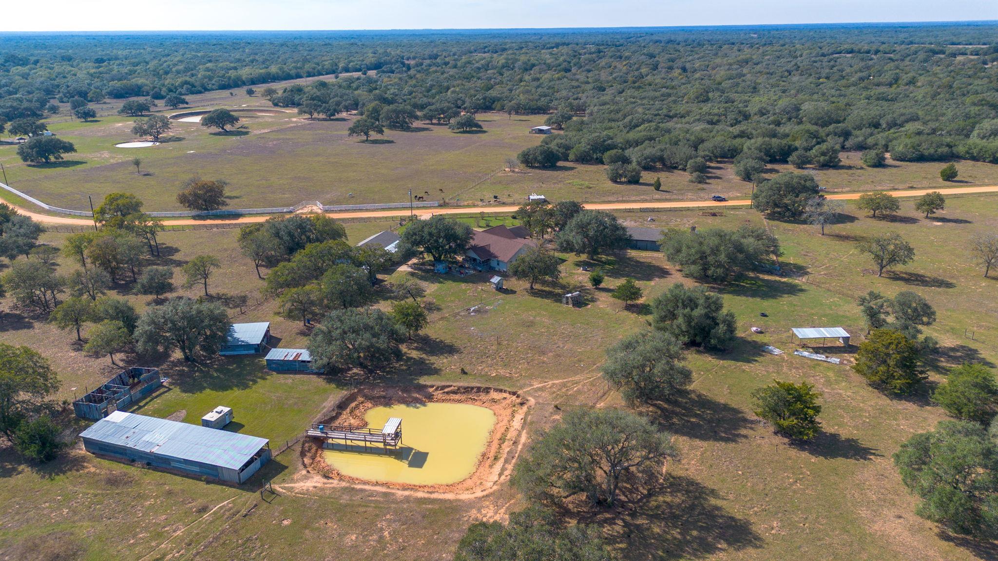 1009 Private Road 1024 Hallettsville TX 77964