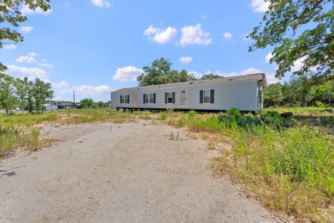 1385 Pettytown Road Dale TX 78616