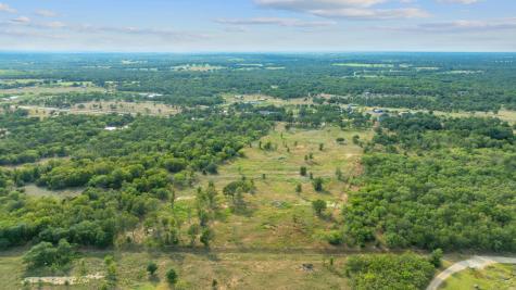 1385 Pettytown Road Dale TX 78616