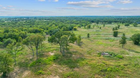 1385 Pettytown Road Dale TX 78616