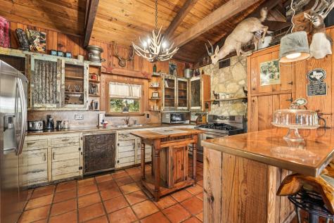 190 Private Road 3011 Lampasas TX 76550