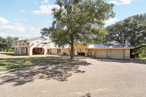 190 Private Road 3011 Lampasas TX 76550