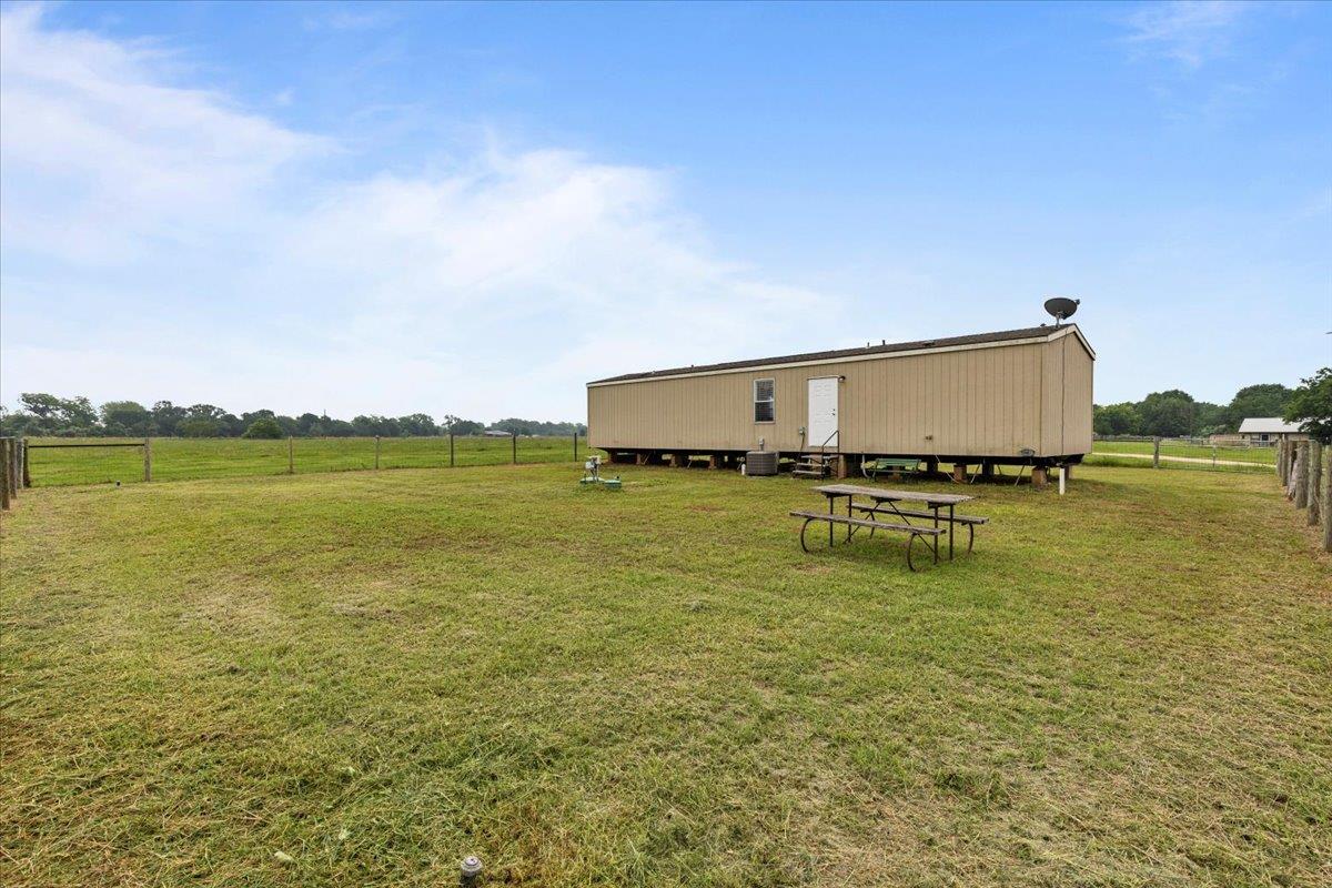 1436 Fm 2571 Smithville TX 78957