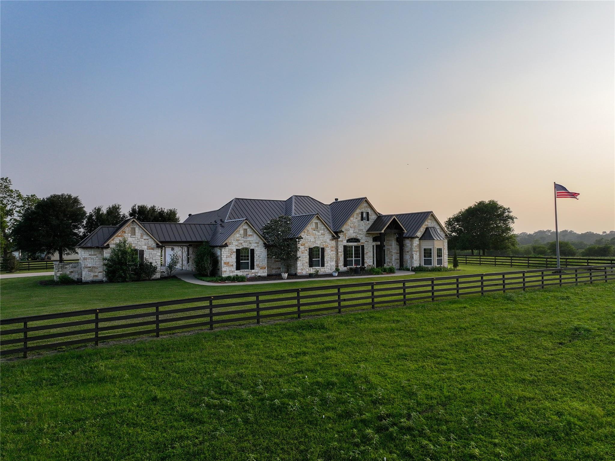 8271 Fm 529 Road Bellville TX 77418
