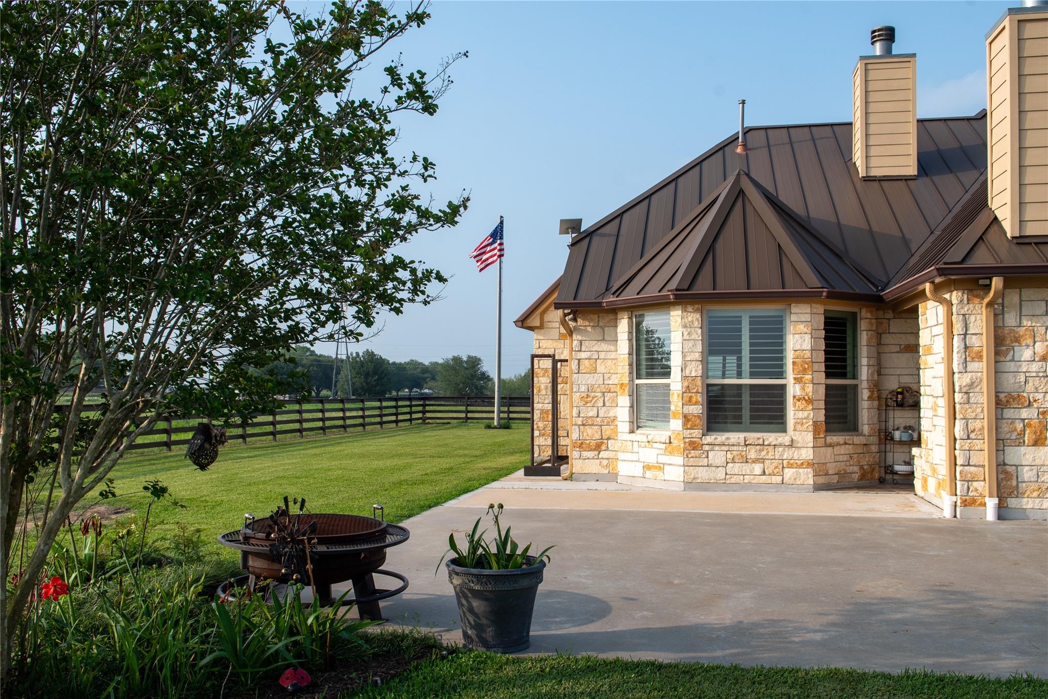 8271 Fm 529 Road Bellville TX 77418
