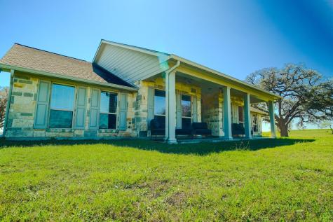 1797 County Road 261 Moulton TX 77975
