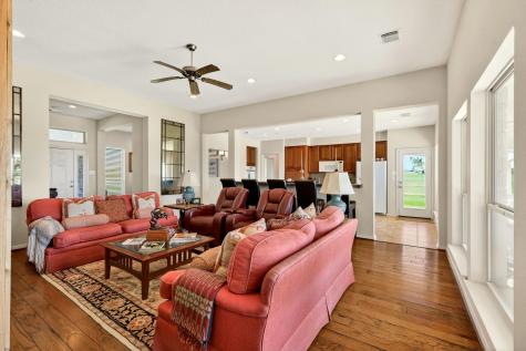 1797 County Road 261 Moulton TX 77975