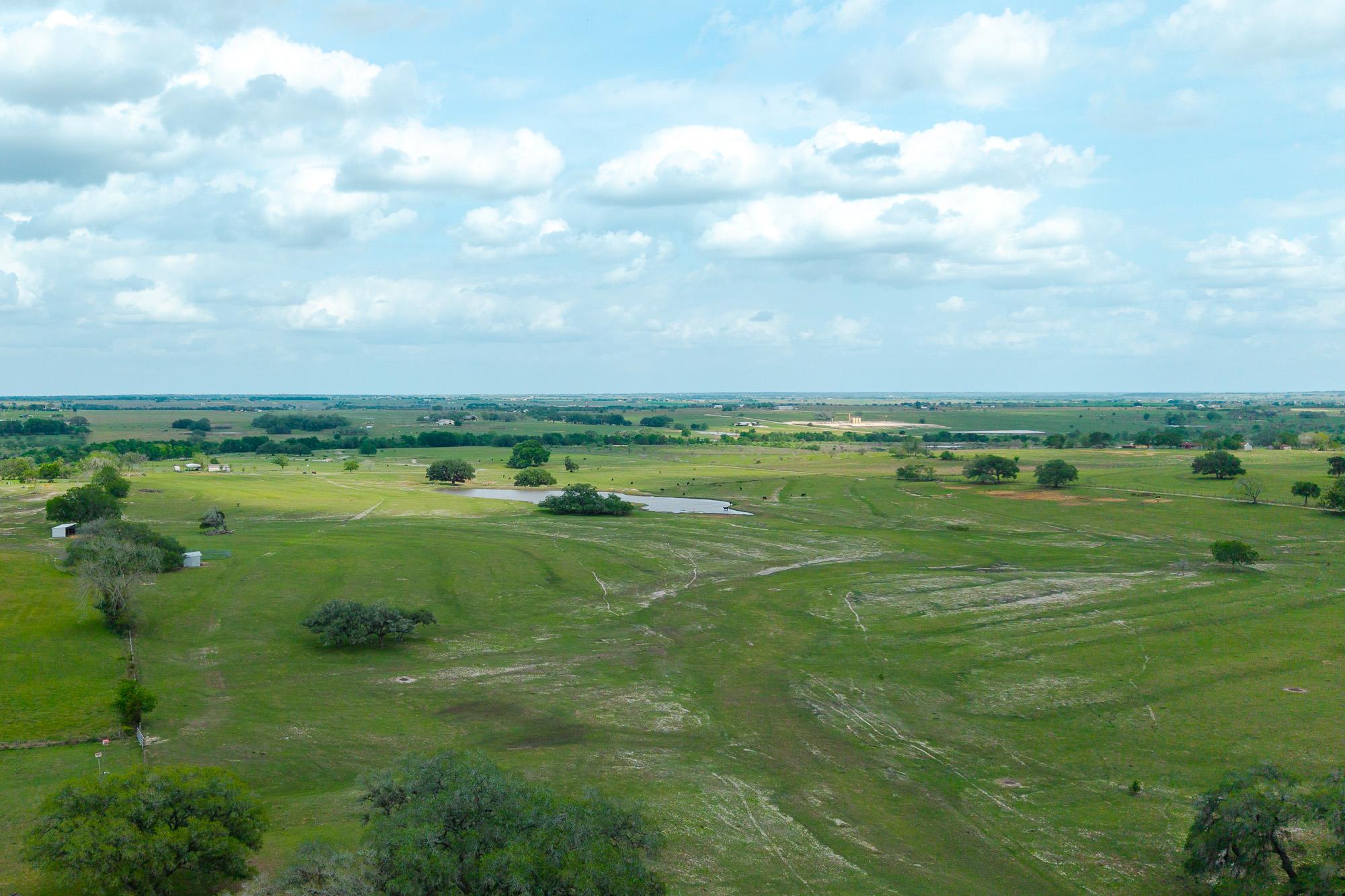 1797 County Road 261 Moulton TX 77975