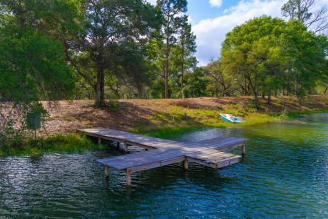 1106 N County Road 255 Garwood TX 77442
