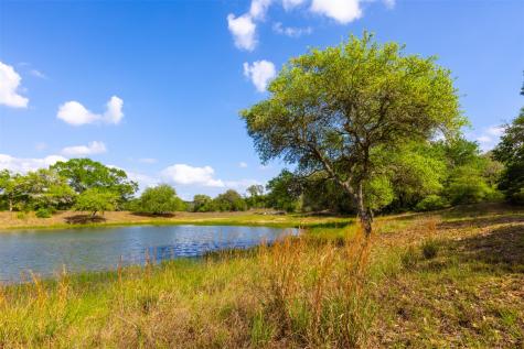 1106 N County Road 255 Garwood TX 77442
