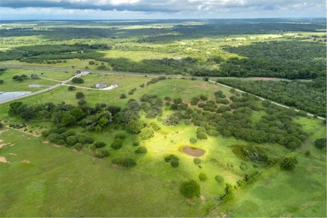 5485 County Road 249 Way Gonzales TX 78629