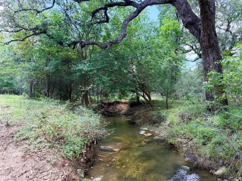 141 Grassyville Road Paige TX 78659