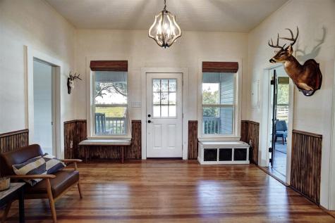 141 Grassyville Road Paige TX 78659