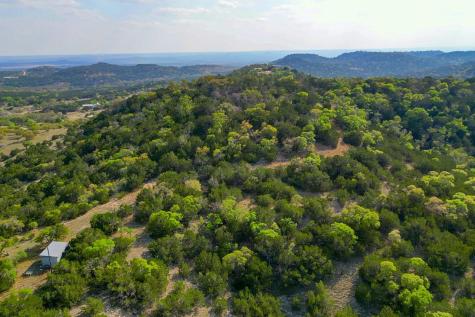 218 Saddle Wood Trail Comfort TX 78013
