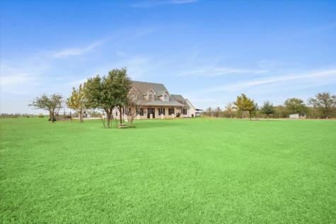 8600 Five Wells Road Rogers TX 76569