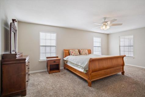 8600 Five Wells Road Rogers TX 76569