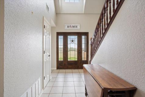 8600 Five Wells Road Rogers TX 76569