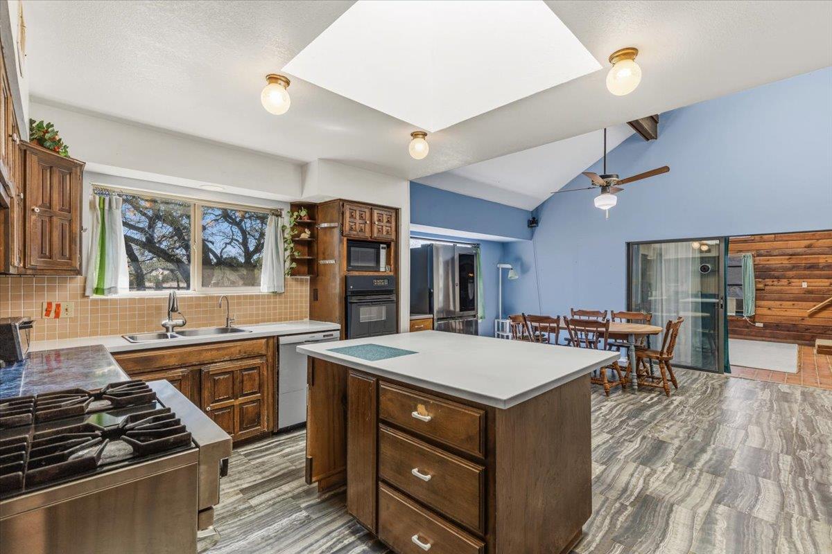 280 Cole Drive Liberty Hill TX 78642