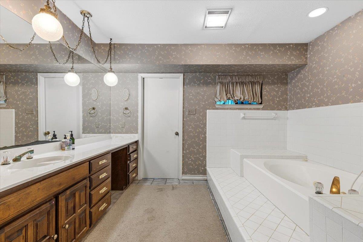 280 Cole Drive Liberty Hill TX 78642