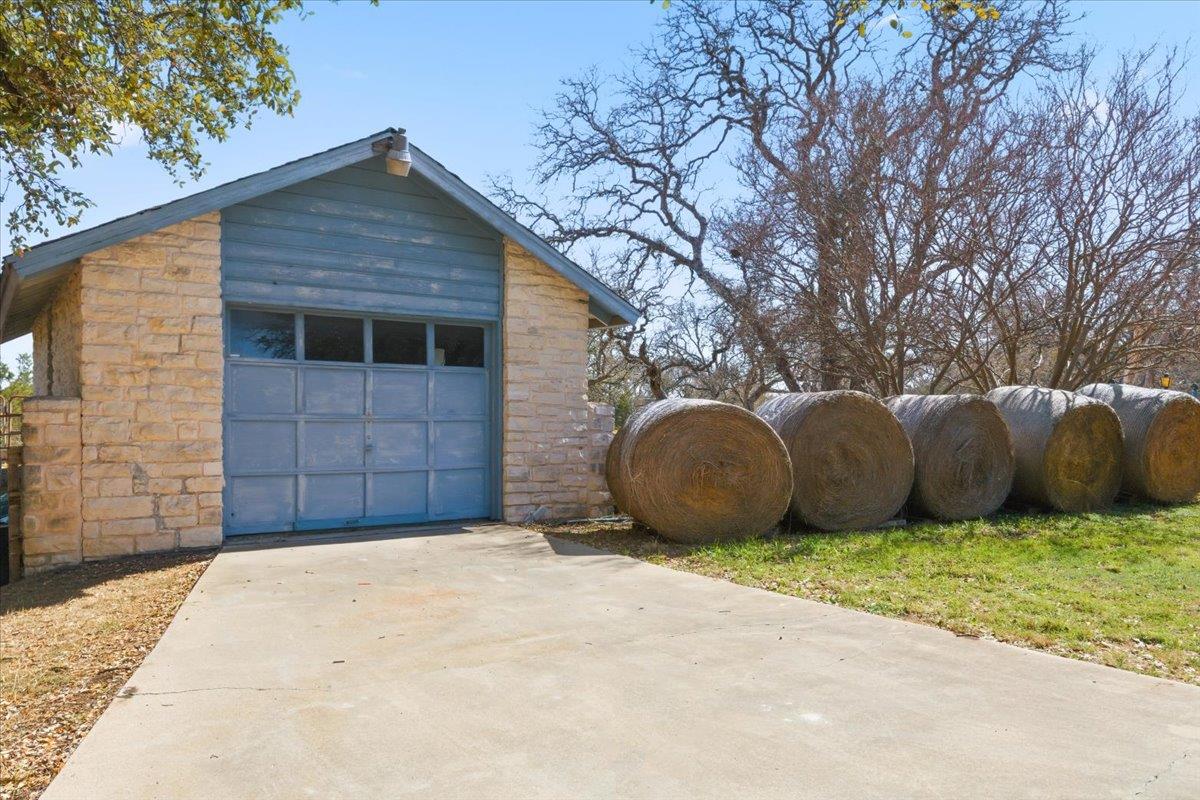 280 Cole Drive Liberty Hill TX 78642
