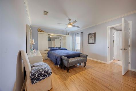 5135 W Us Highway 90 Schulenburg TX 78956