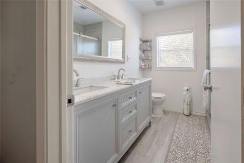 5135 W Us Highway 90 Schulenburg TX 78956