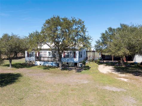 5135 W Us Highway 90 Schulenburg TX 78956