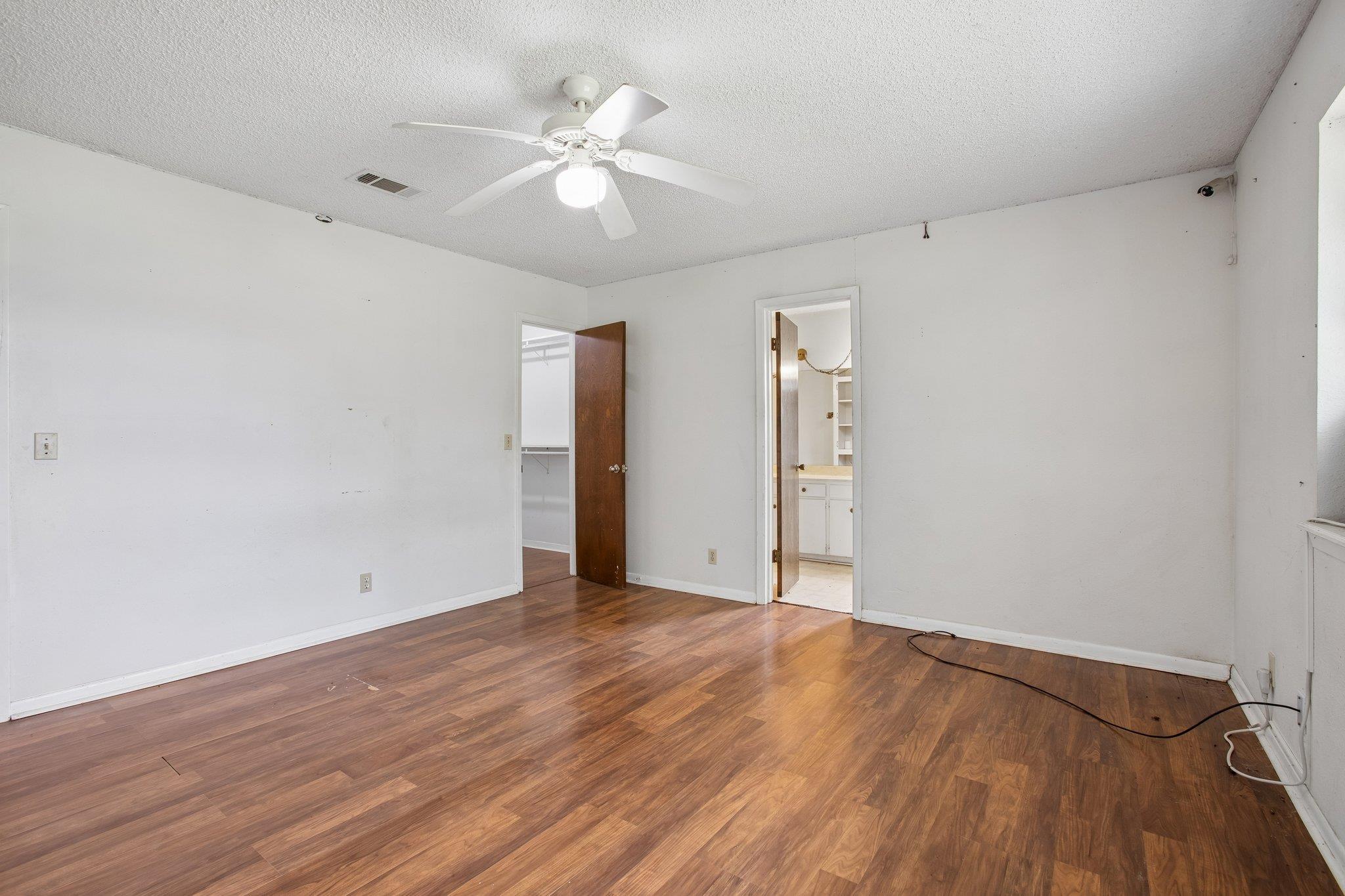 406 Monkey Road Elgin TX 78621