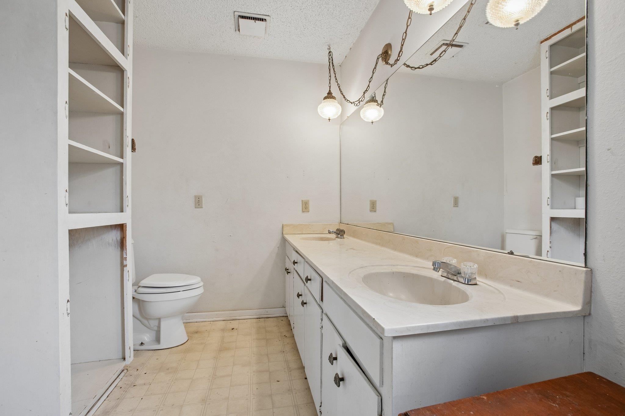 406 Monkey Road Elgin TX 78621