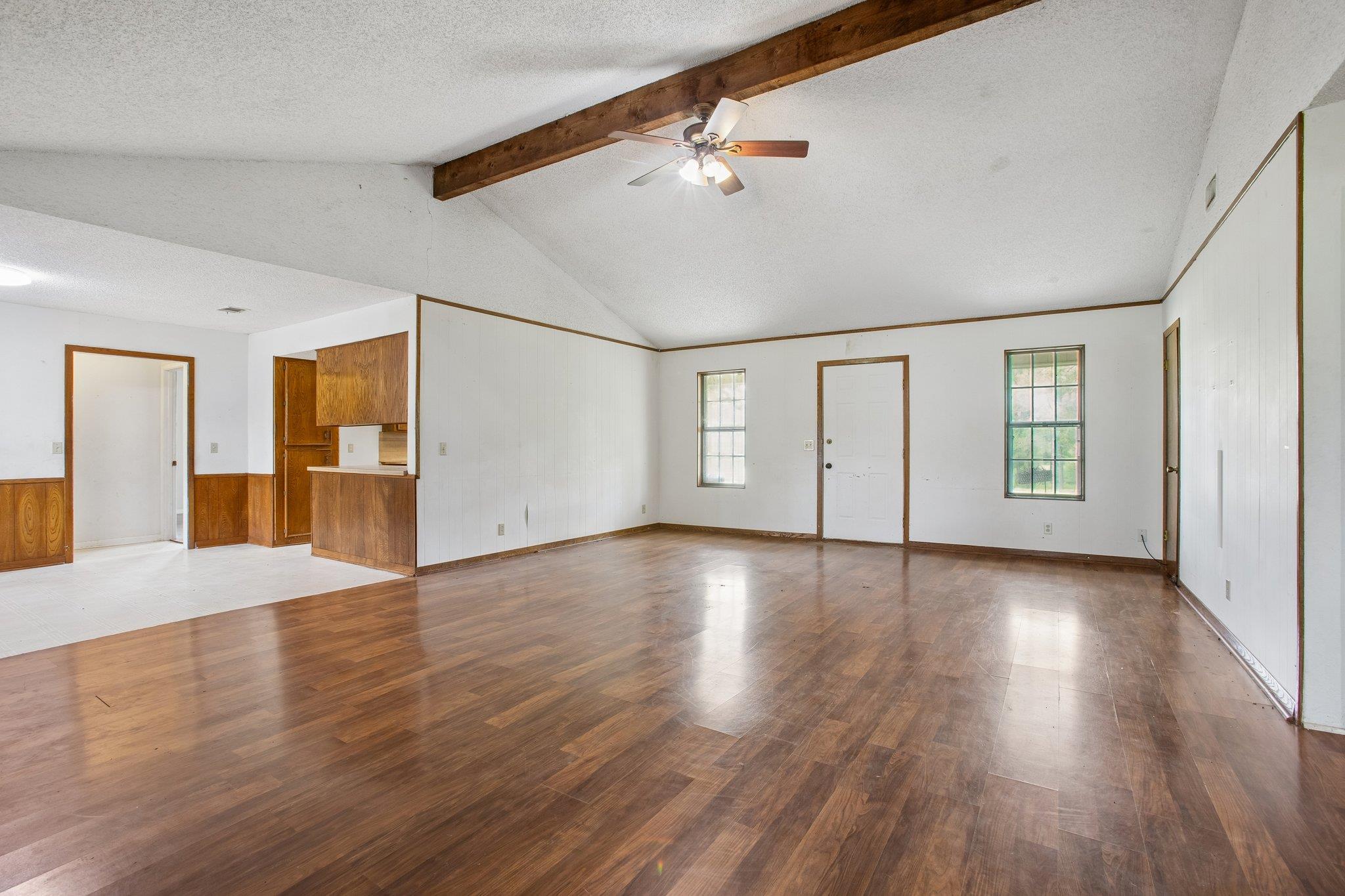 406 Monkey Road Elgin TX 78621