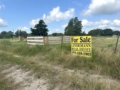8345 Farm To Market Road 2145 La Grange TX 78945