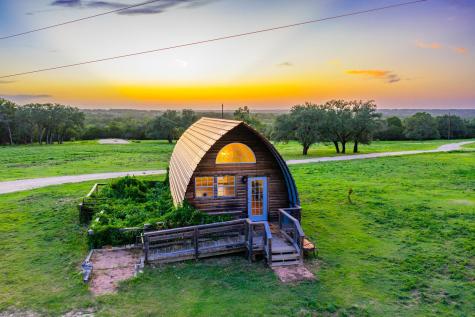 2055 Cr 284 Liberty Hill TX 78642