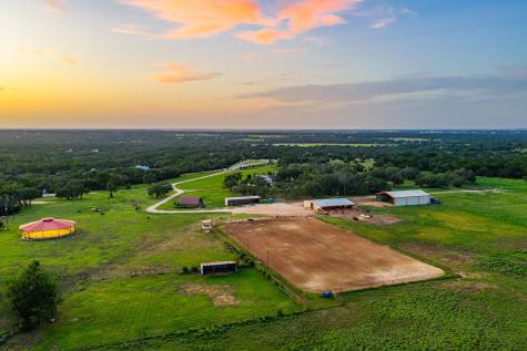2055 Cr 284 Liberty Hill TX 78642