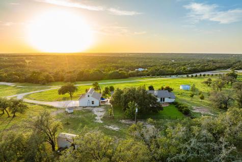 2055 Cr 284 Liberty Hill TX 78642