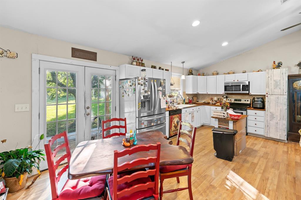 4771 County Road 473 Elgin TX 78621